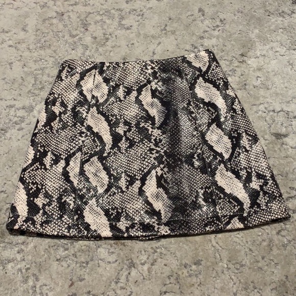 Urban Outfitters Snakeskin Skirt - Picture 2 of 3